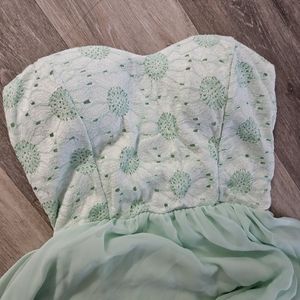 Strapless dress